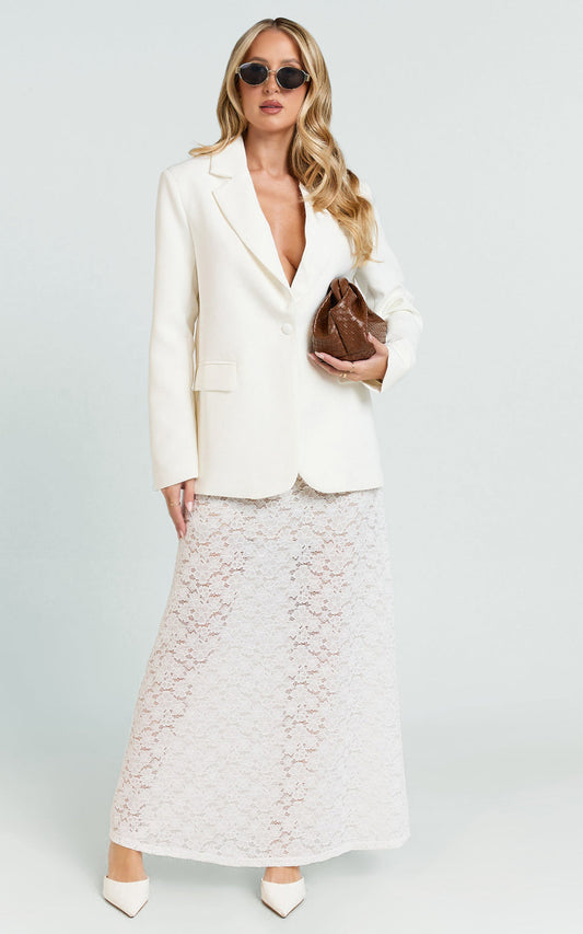 Selena Blazer