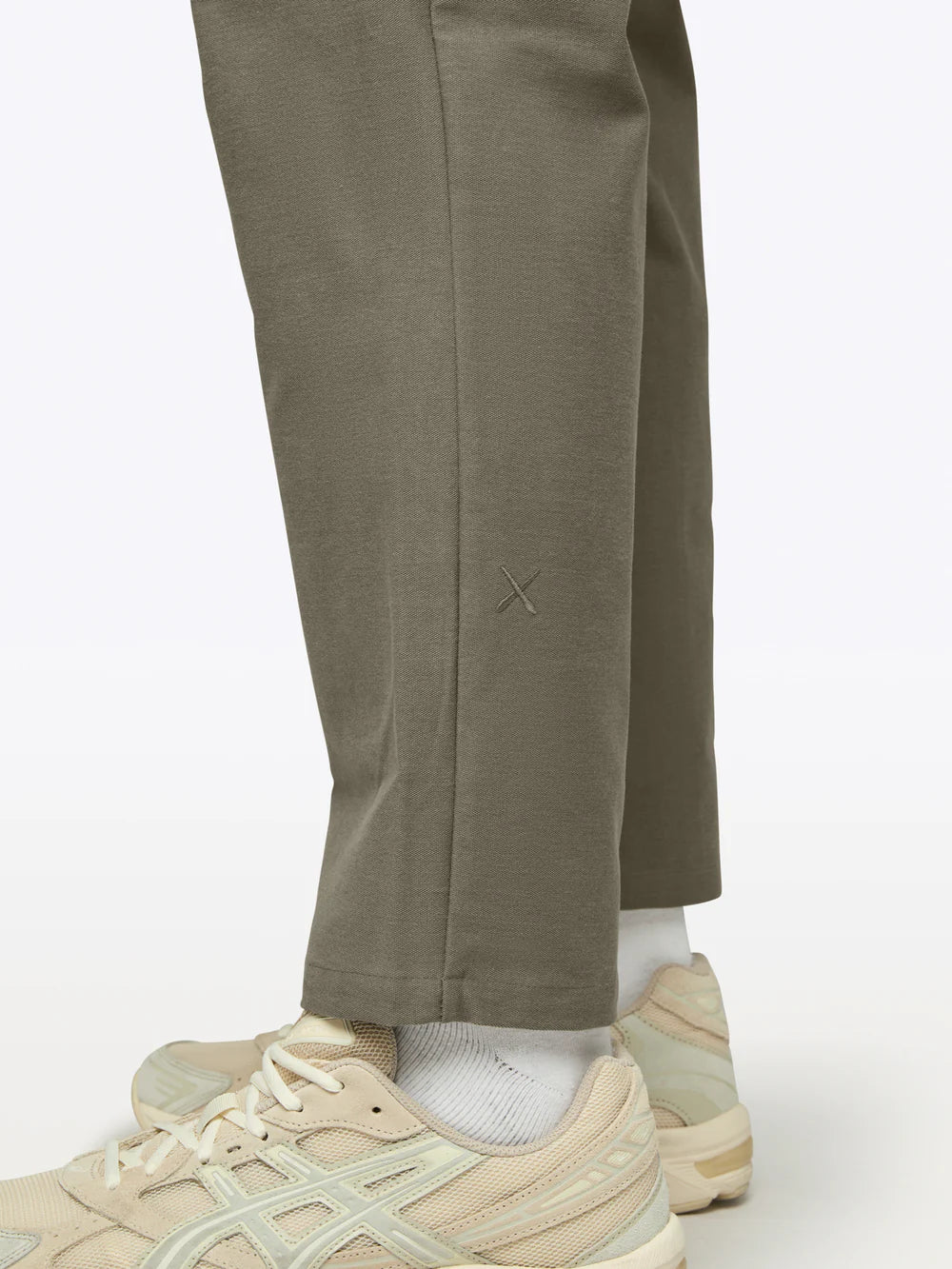 Icon Pull-On Cropped Pant